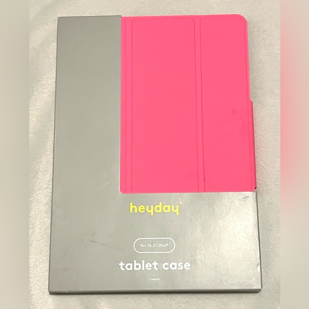 Heyday Vibrant Pink Tablet Case for iPad New in Package NWT